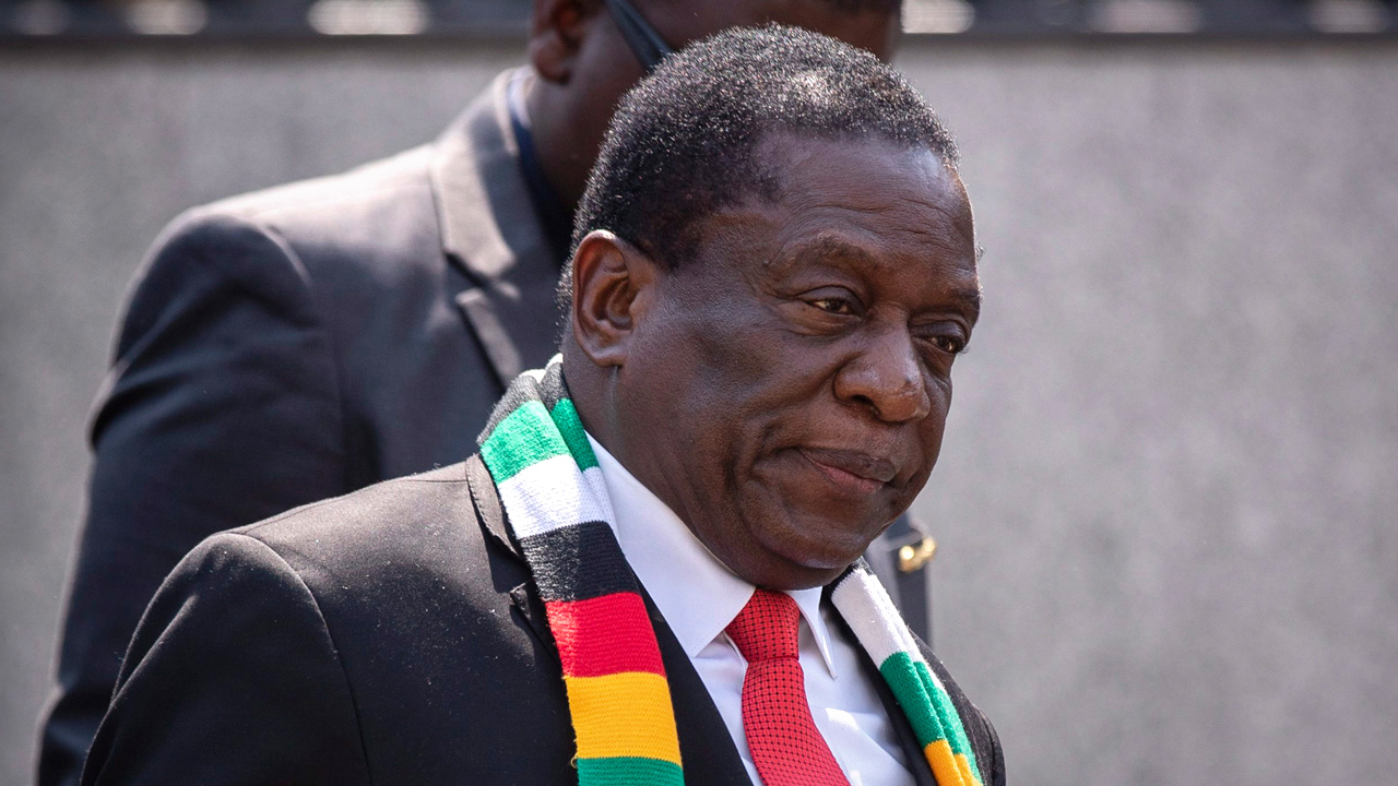 White Zimbabwe farmers to be given $3.5B in reparations - Rebel News