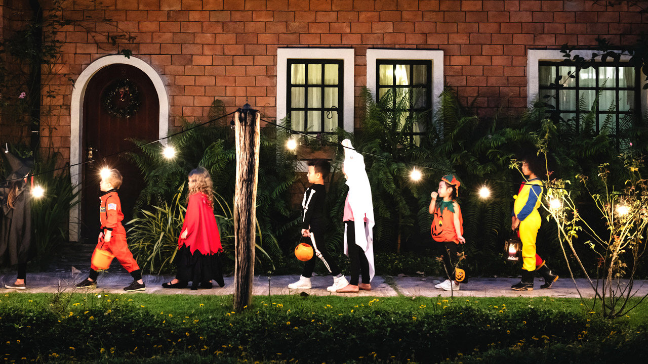 New Brunswick town bans Halloween, province only has one active COVID case
