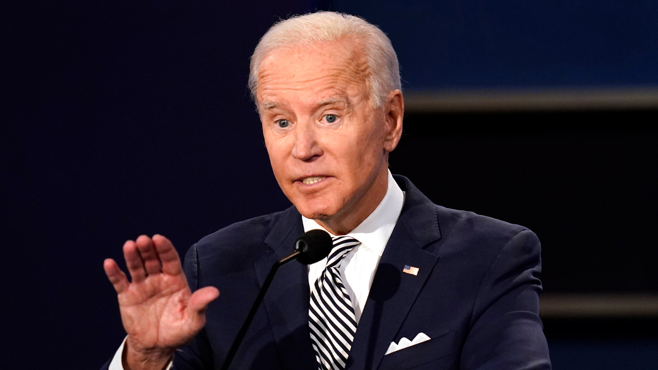 Rittenhouse lawyer demands Biden retract “false accusation that Kyle is a white supremacist”