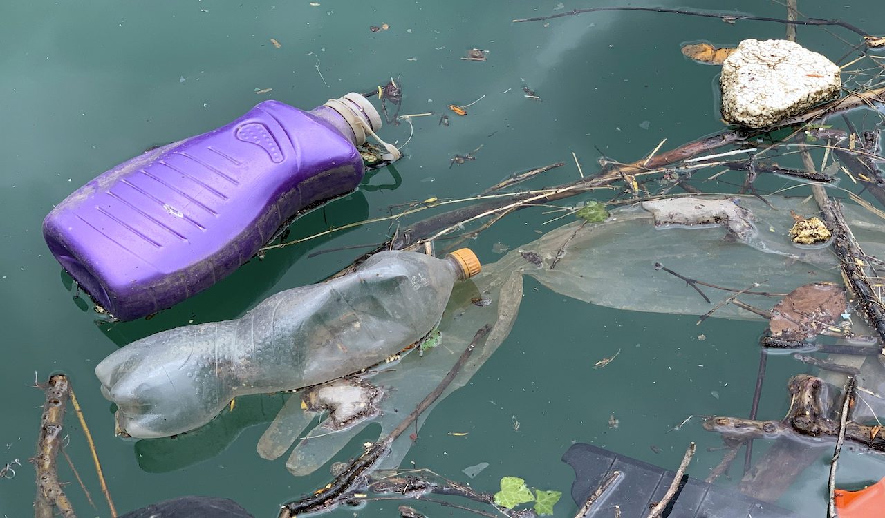 Canada only responsible for 0.4% of plastic marine litter
