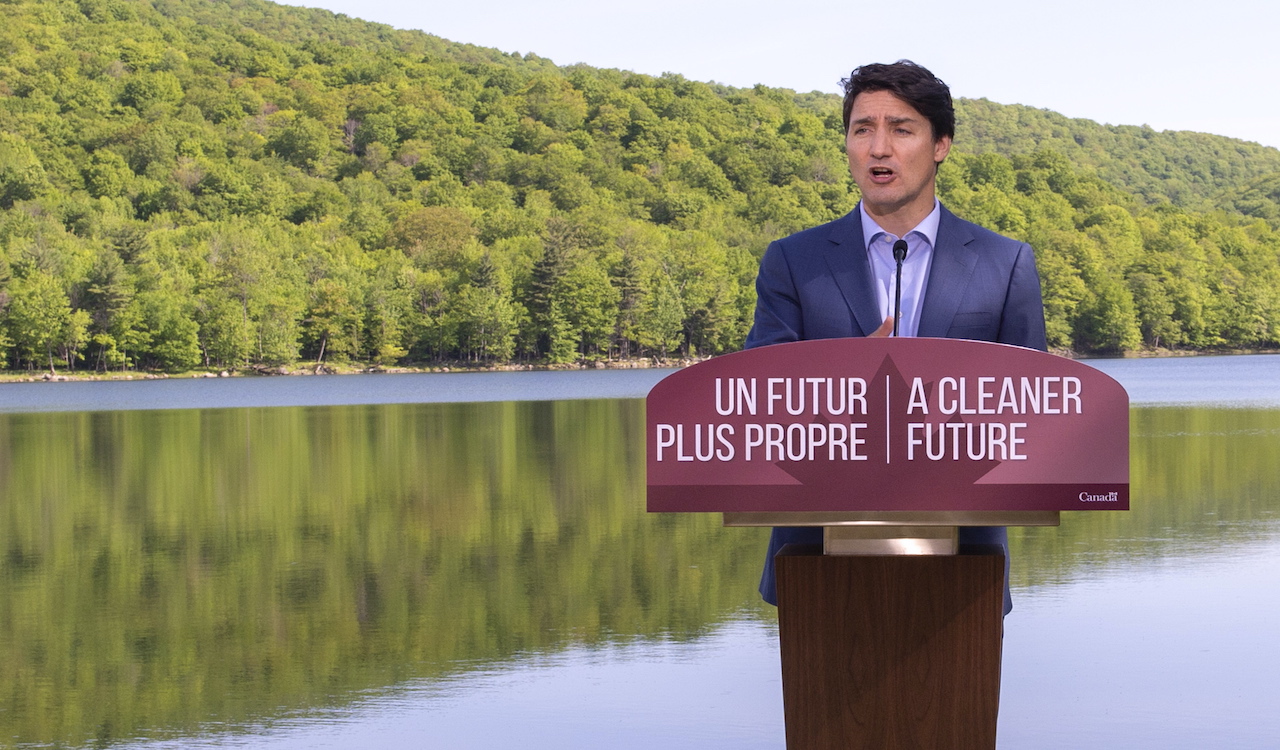 LIBERALS: Throwing away plastic garbage costs $8 billion in lost annual revenue
