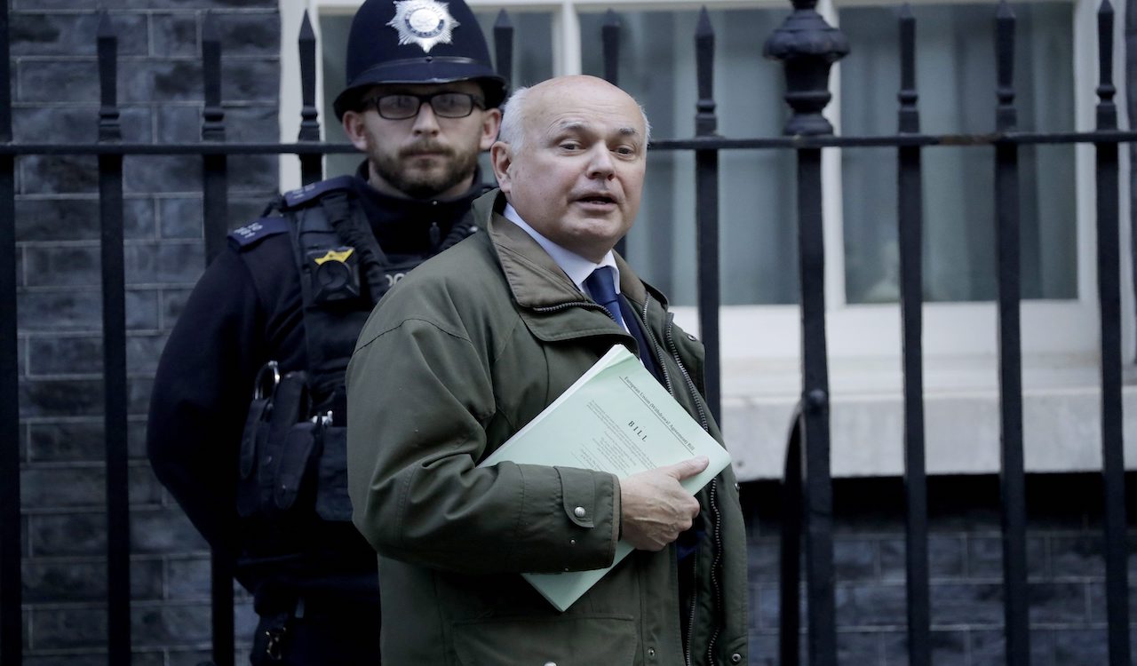 Former UK Conservative Party leader condemns COVID-19 measures