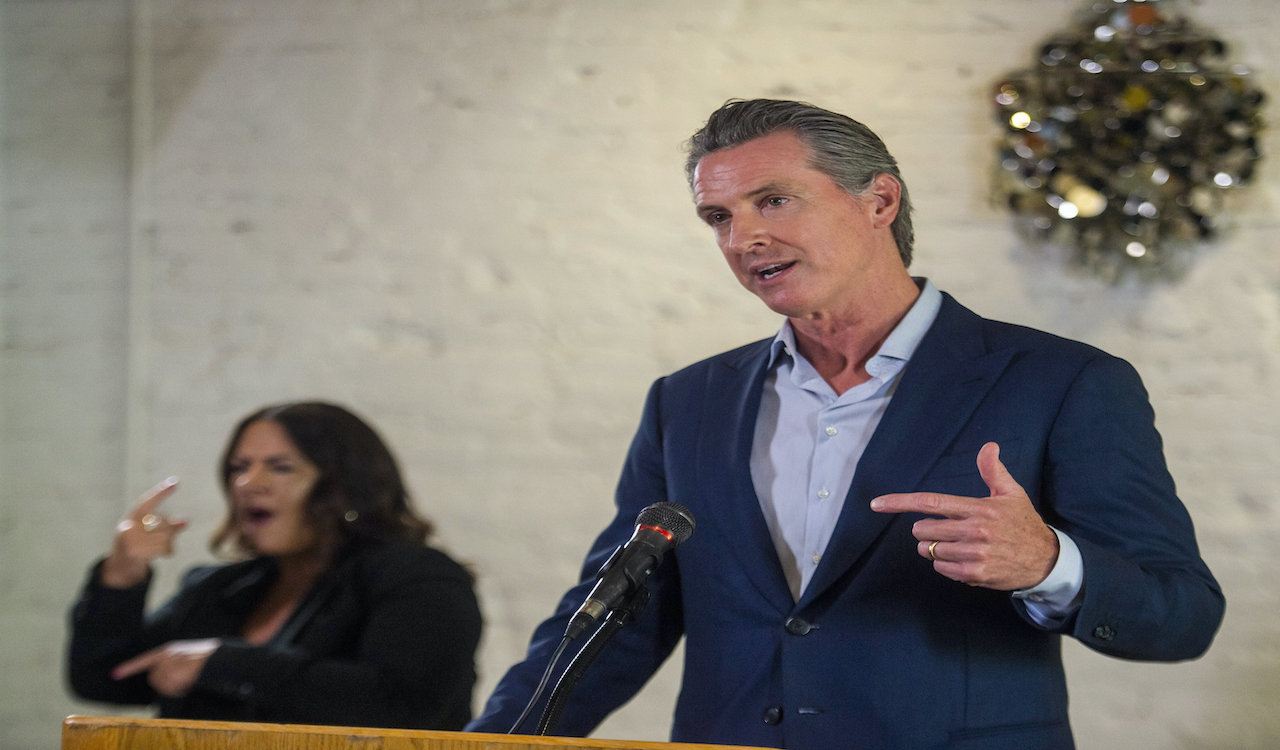 California introduces strict COVID-19 Thanksgiving restrictions