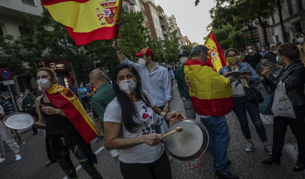 Anti-lockdown protests sweep Europe, citizens rejecting second-wave lockdowns