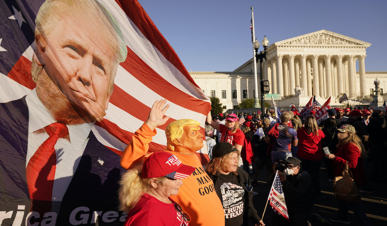 PA judge sides with Trump campaign, tosses 2,349 absentee ballots