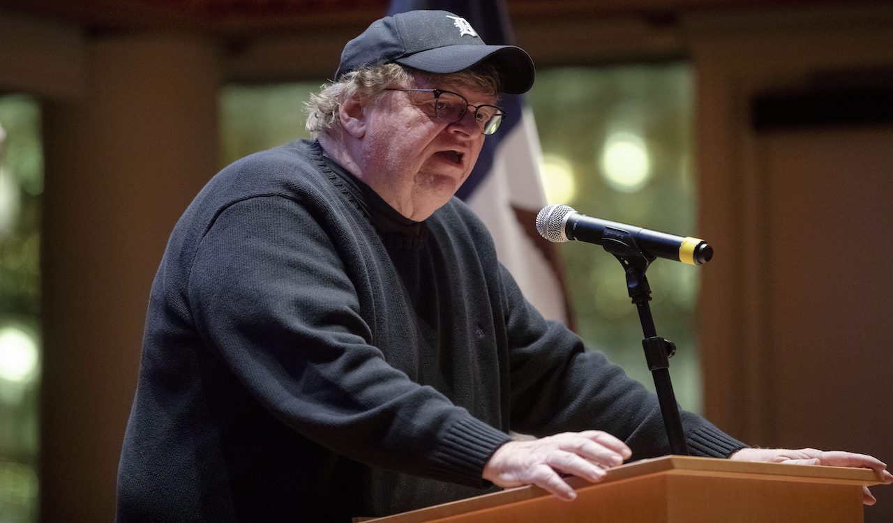 Michael Moore urges Trump supporters to wear masks