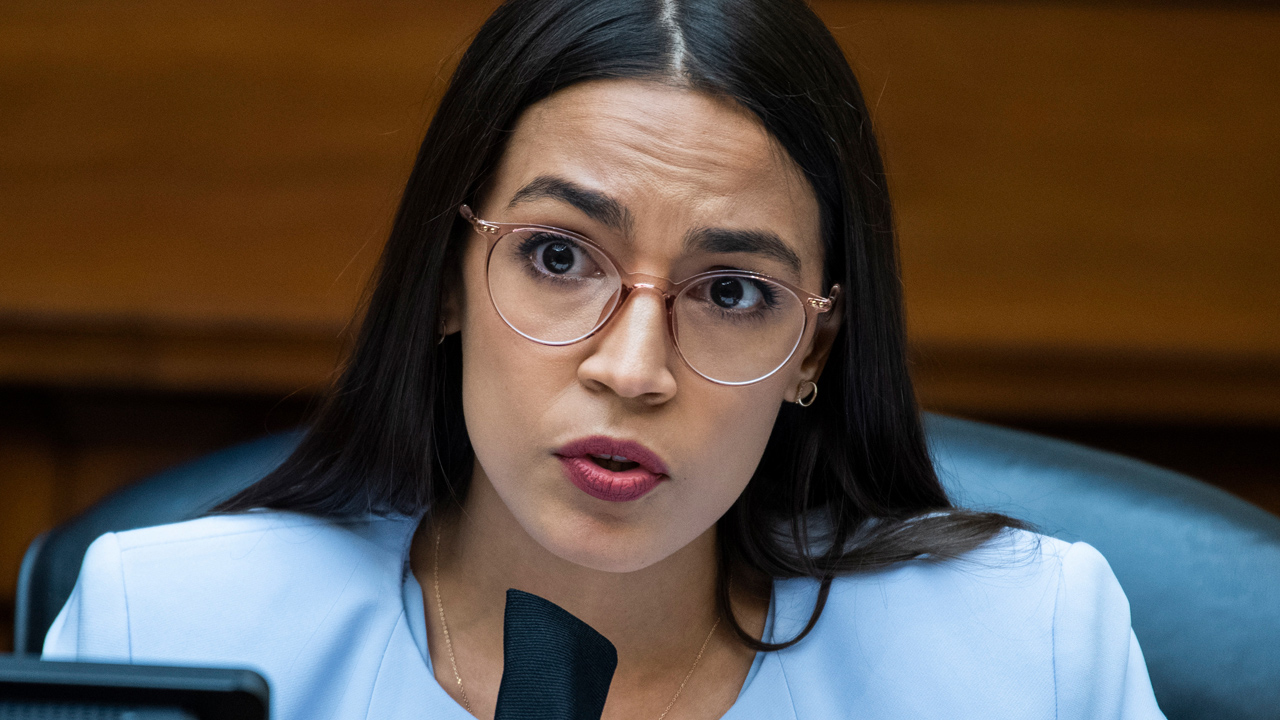 AOC criticizes Pelosi and Schumer’s stranglehold on Dem leadership, says progressives need a succession plan