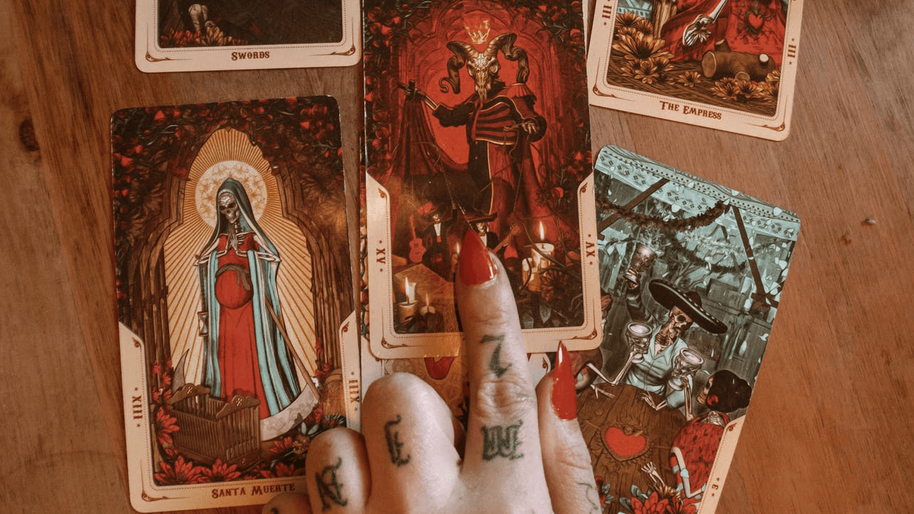 Evergreen College paying $53k to glorified tarot reader at “Office of Spirituality & Meaning Making”
