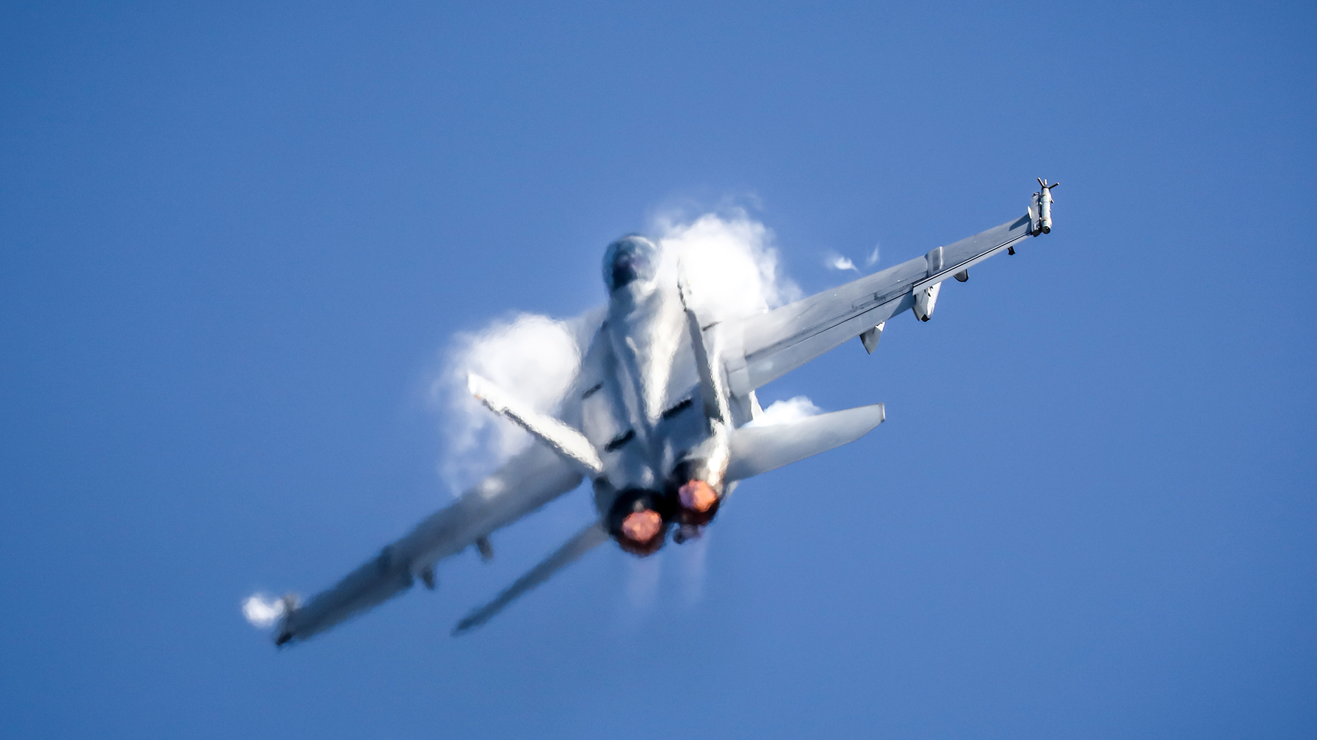 Trudeau gov't spent $13m flying old Australian CF-18s to Canada