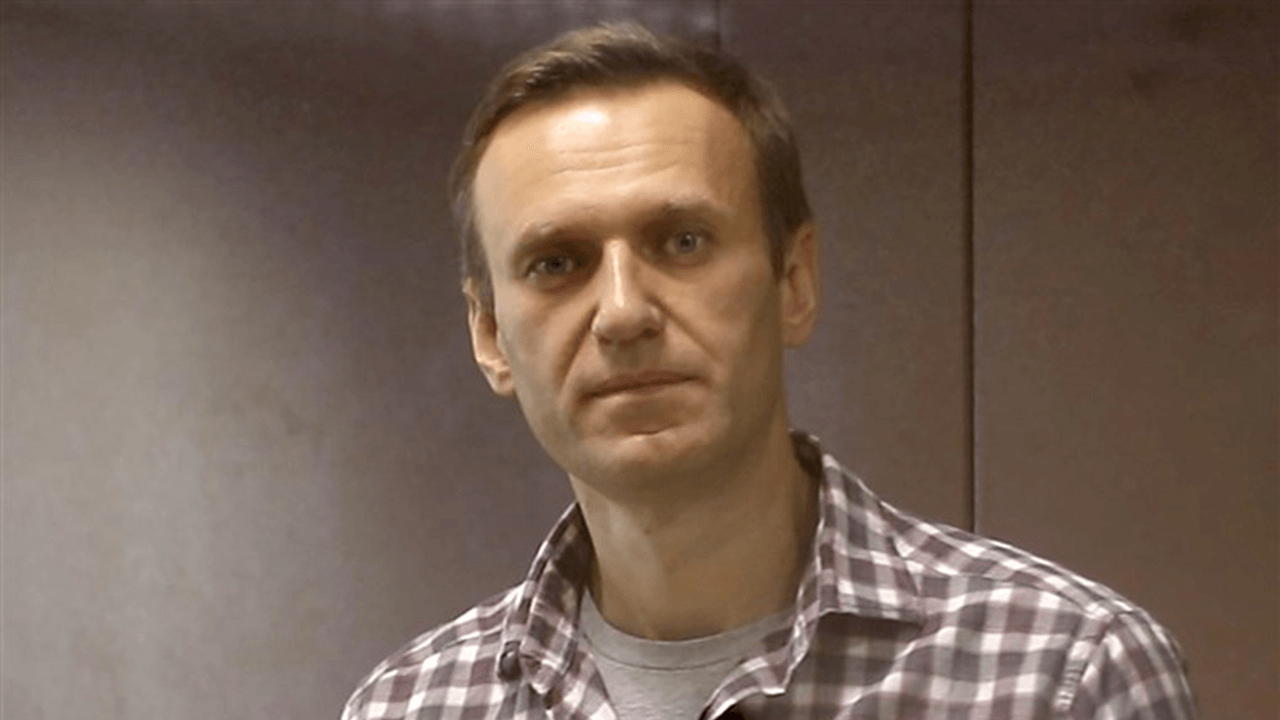 Russian opposition leader Navalny goes on hunger strike to protest prison treatment
