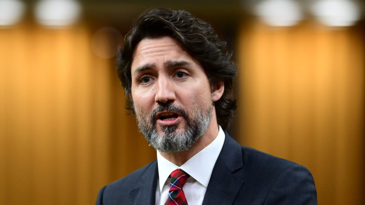 Trudeau's budget includes new legal support for asylum seekers
