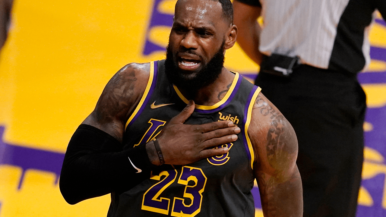 Ohio bar bans NBA games until LeBron James is “expelled” over comments on Ma’Khia Bryant shooting
