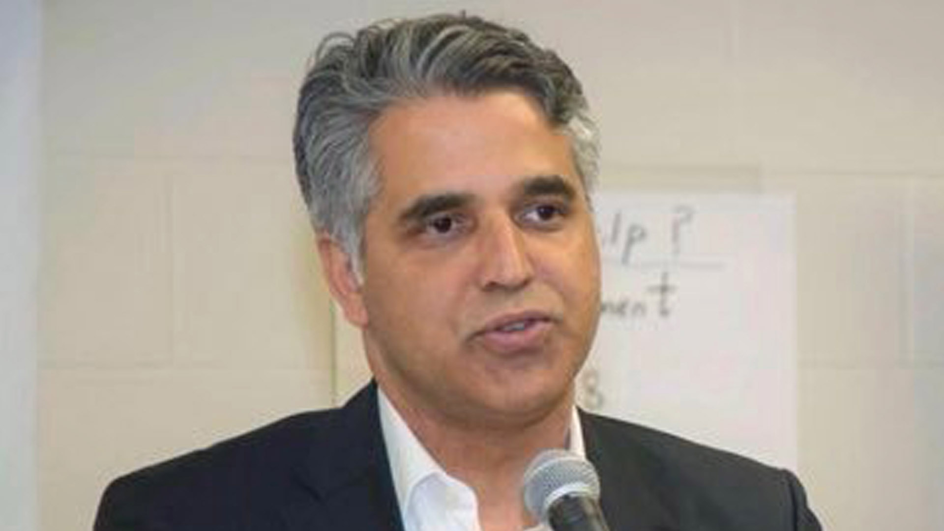 NDP MLA joins pro-Hamas protest after demanding crackdown on protests