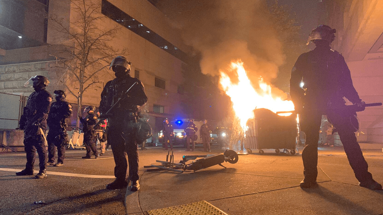 Antifa rioters attack police, vandalize business on George Floyd death anniversary