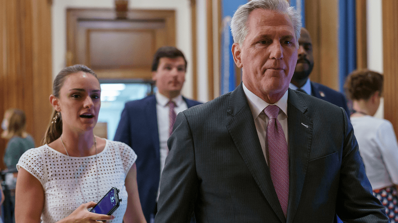 McCarthy promises to remove Ilhan Omar from committees if Republicans retake the House