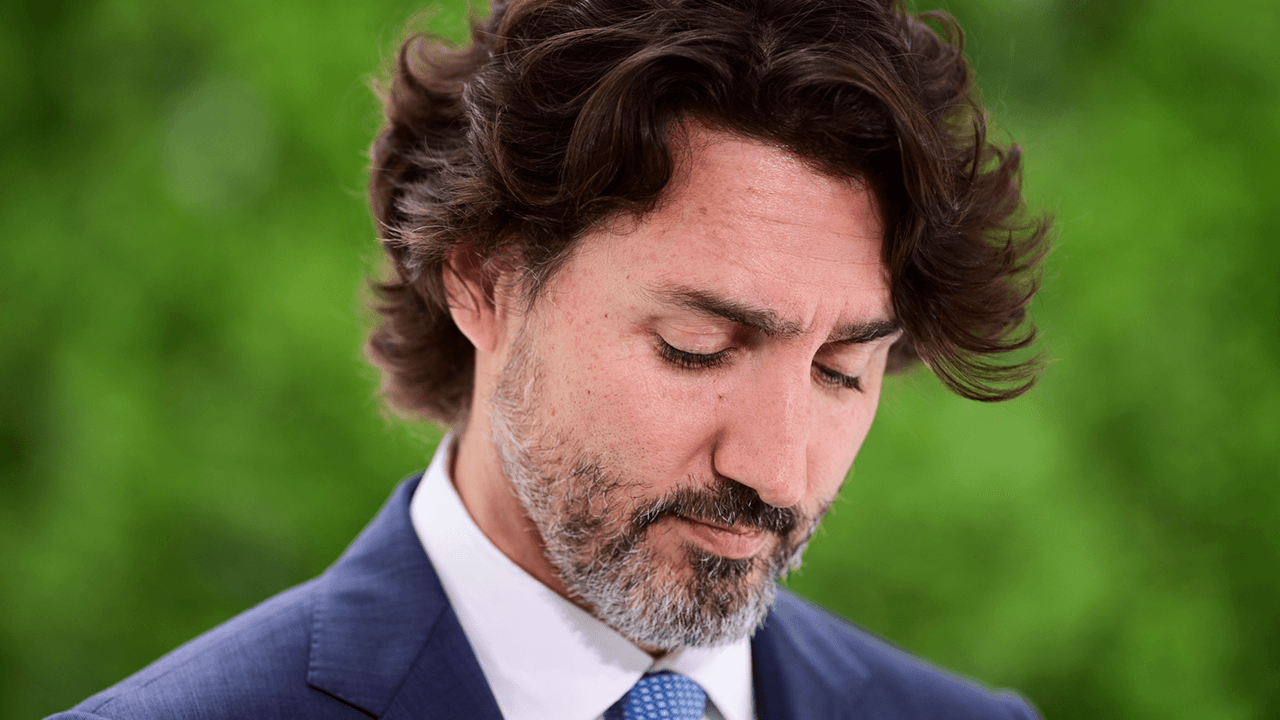 Trudeau: Pope Francis should come to Canada and apologize for residential schools