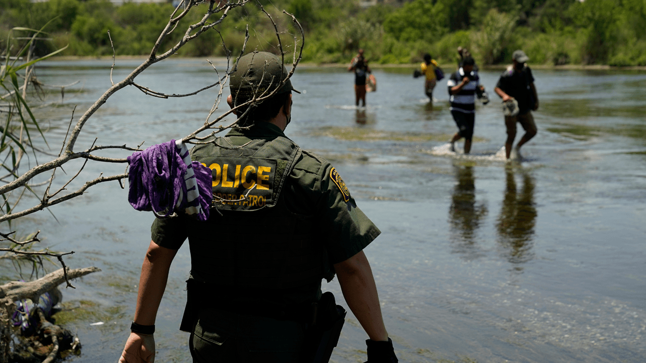 House Democrats’ proposed budget includes $1 billion slash to border enforcement as migrant crisis continues