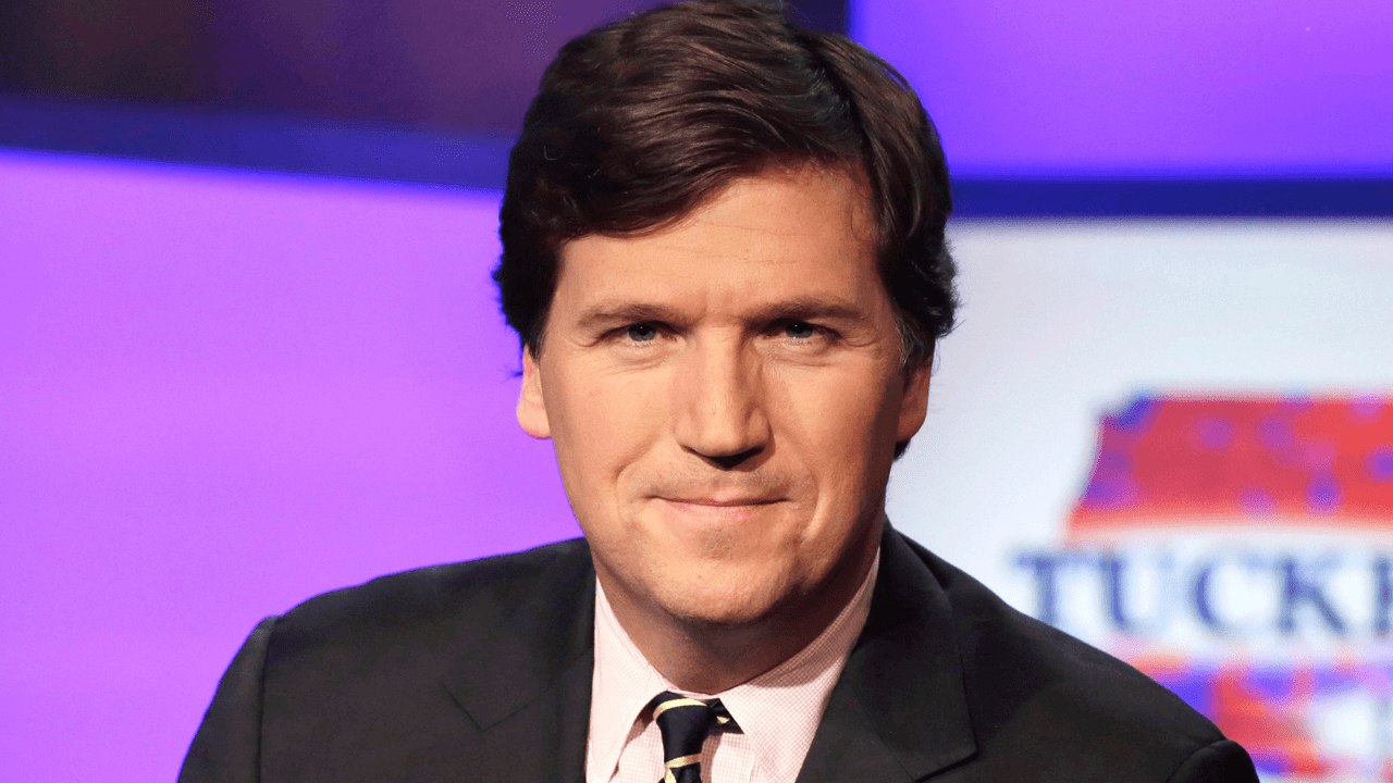 Tucker Carlson accuses Biden administration of spying on him while he attempted to set up Putin interview