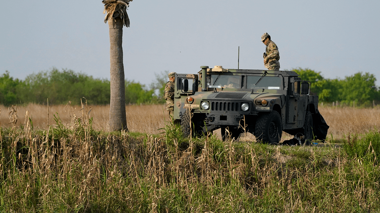 Texas National Guard ordered to help with arrests of illegal border crossers