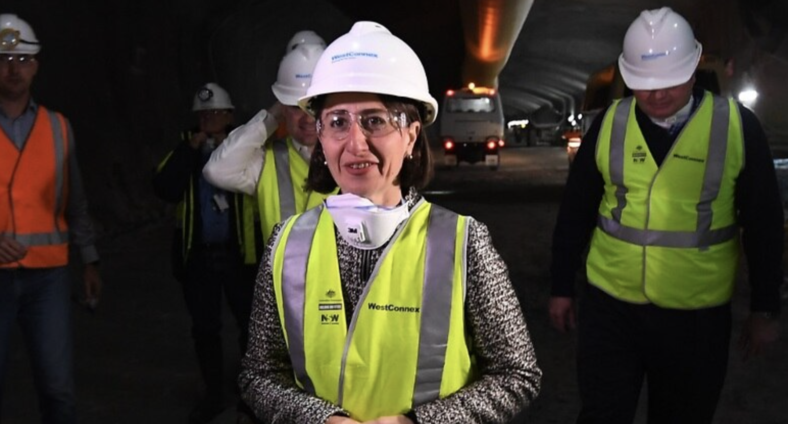 Pressure grows for Gladys to drop construction vaccine passports