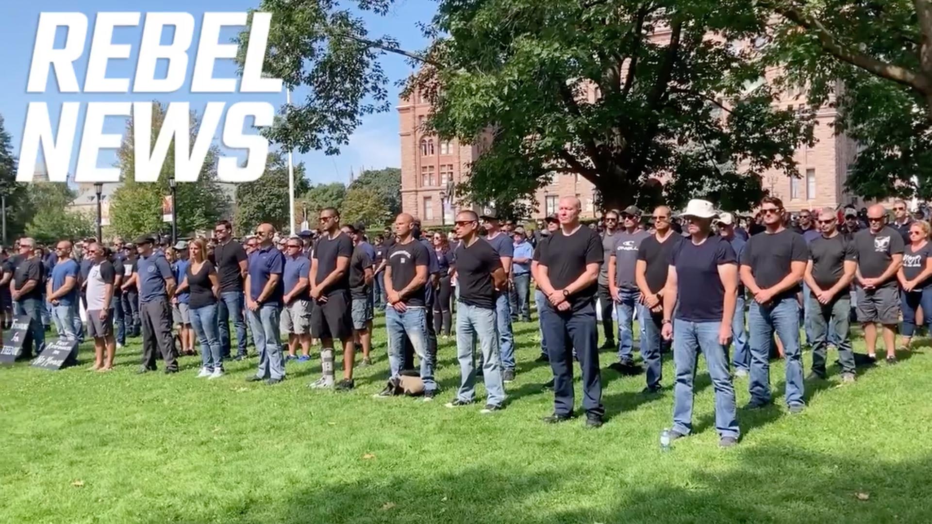 Toronto first responders gather in silent protest of vaccine mandates
