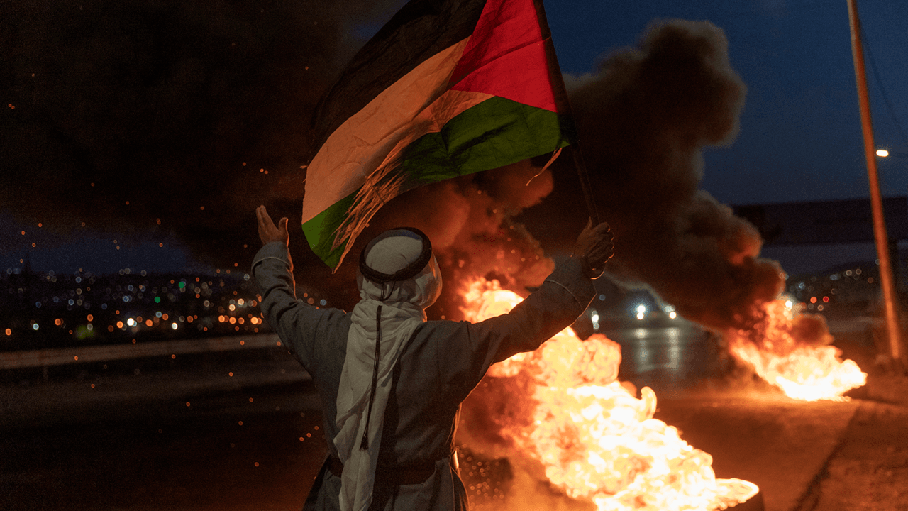 Israel strikes Hamas targets in response to rocket launches