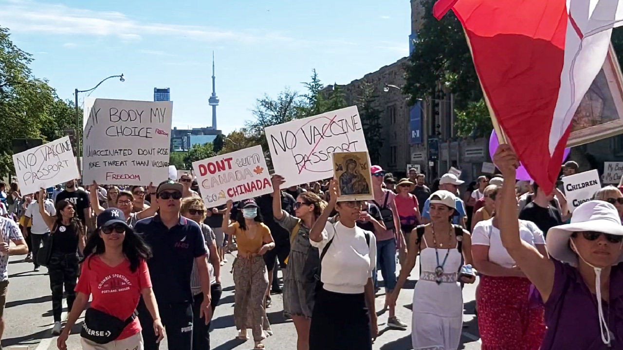 Tens of thousands take to the streets in “World Wide Rally For Freedom”