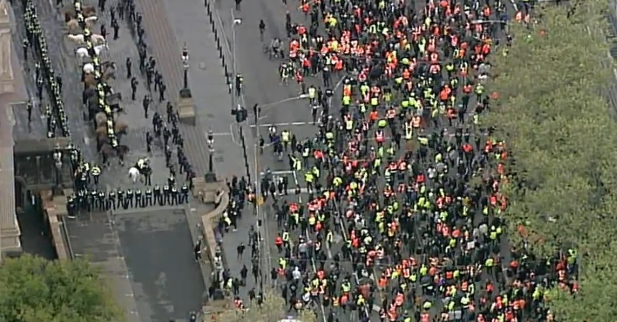 LIVE: Construction workers stage ‘freedom’ protest in Melbourne