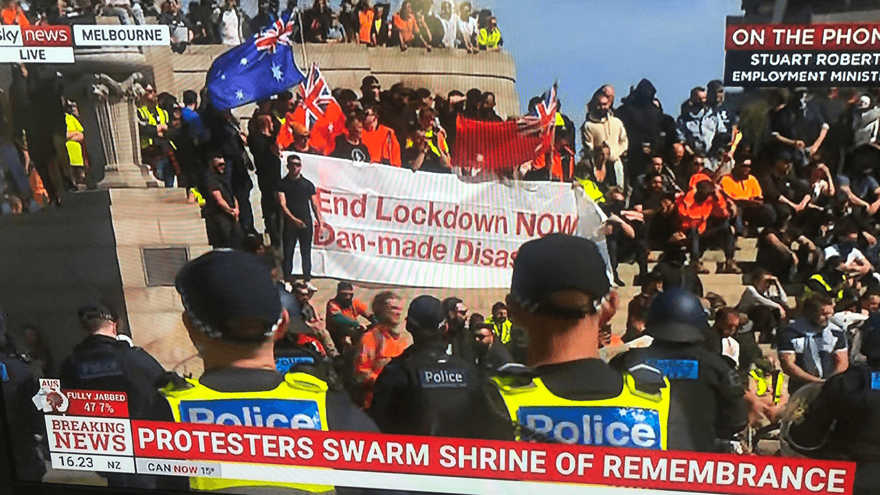Melbourne police arrest over 200, fire rubber bullets at anti-lockdown protest