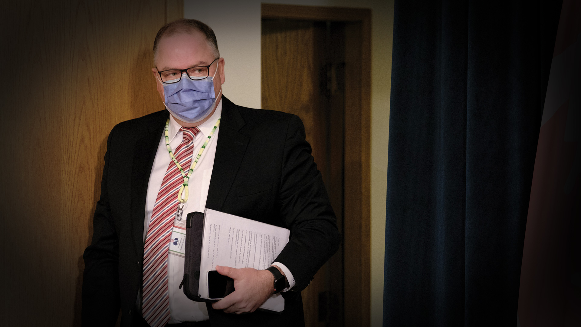 New policy requires unvaccinated Sask. doctors to declare status to patients
