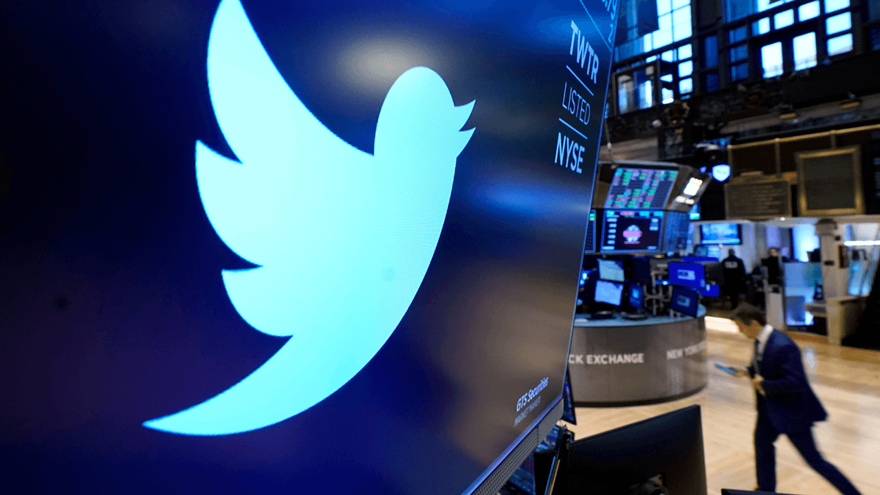New Twitter CEO announces major reorganization