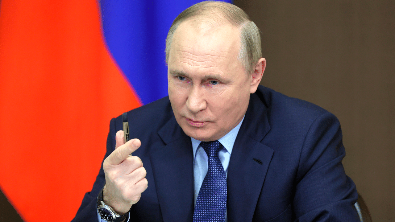 Russia threatens deployment of nuclear arms in response to NATO nuclear movement