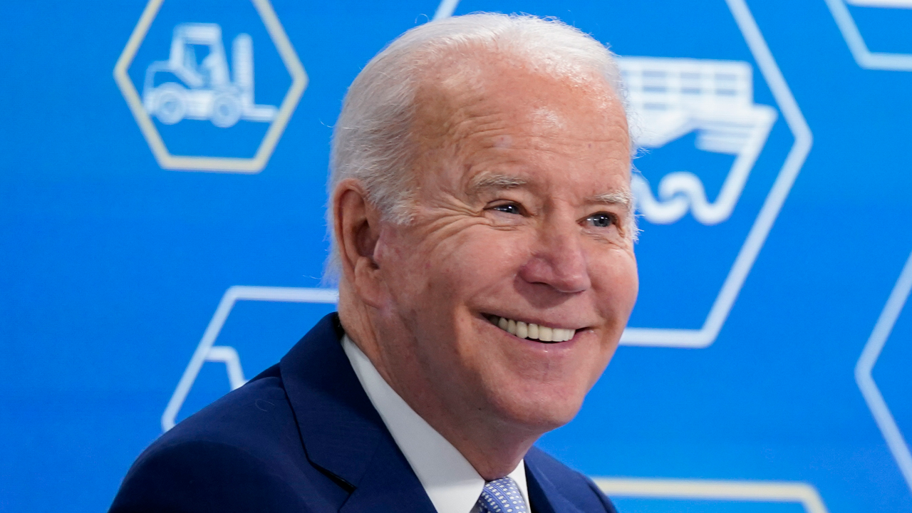 Joe Biden embraces delusion, claims economy is 'stronger' than before pandemic