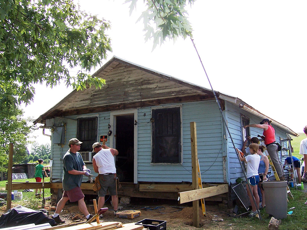 group-working-on-house.jpg