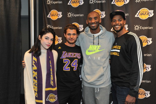 Philadelphia 76ers v Los Angeles Lakers