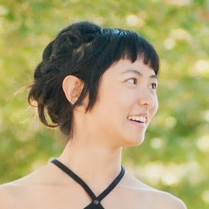 lois-profile.jpg