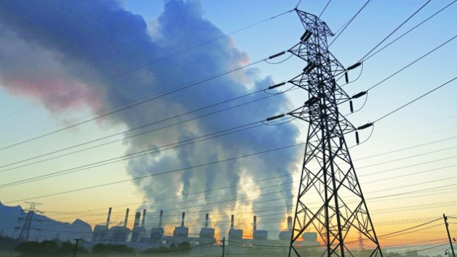 coalplantemissions_thinkstock.jpg