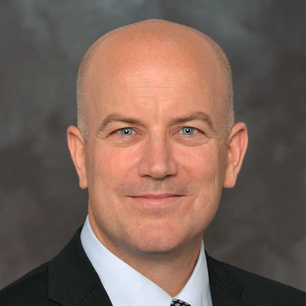 Curtis Robinhold