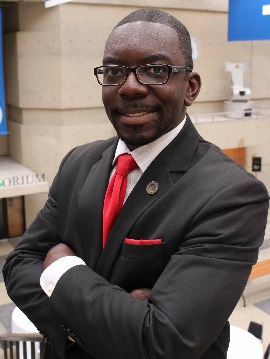 Isaac_Addae_Headshot_Large.jpg