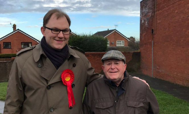 Gareth_with_a_supporter.png