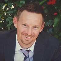 Aaron_Smith_McLallan_headshot.jpg