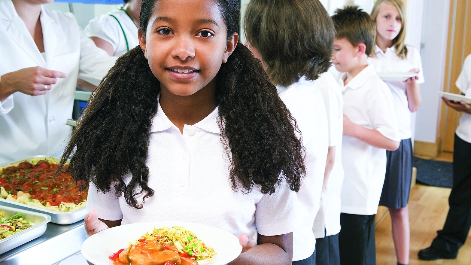 kids in cafeteria