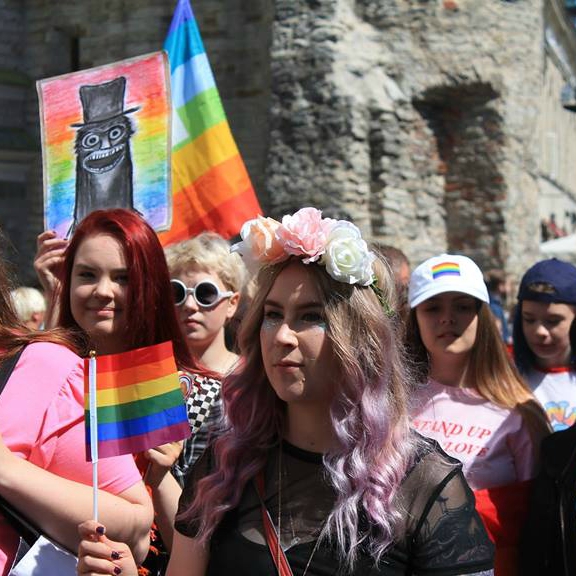 manželský muž svobodná žena vztahzdarma seznamka usa a kanada